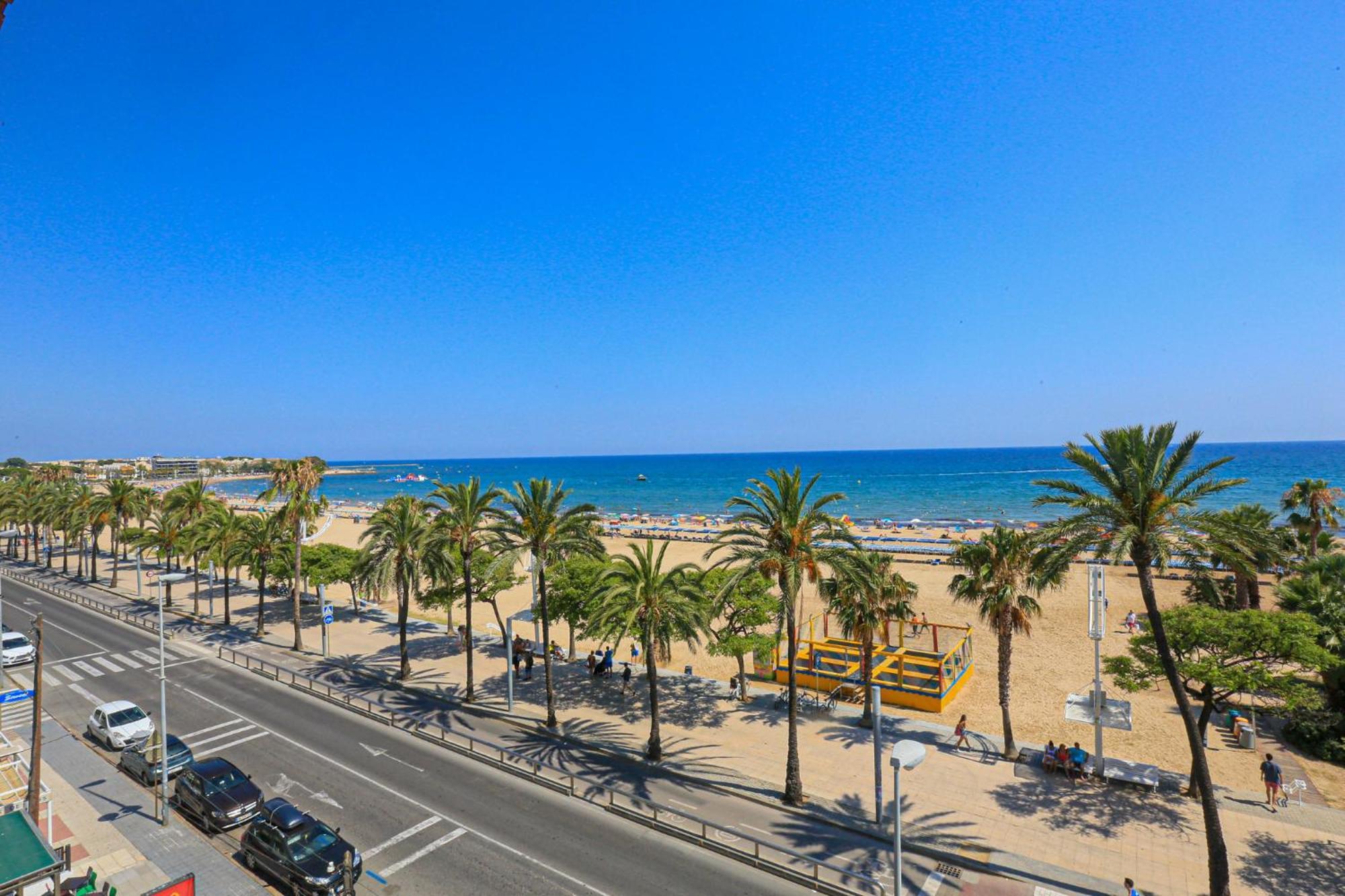 Xaloc Only Families Apartment Cambrils Exterior photo